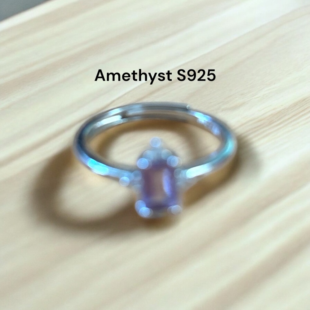349R. Amethyst Jeans Silver Ring